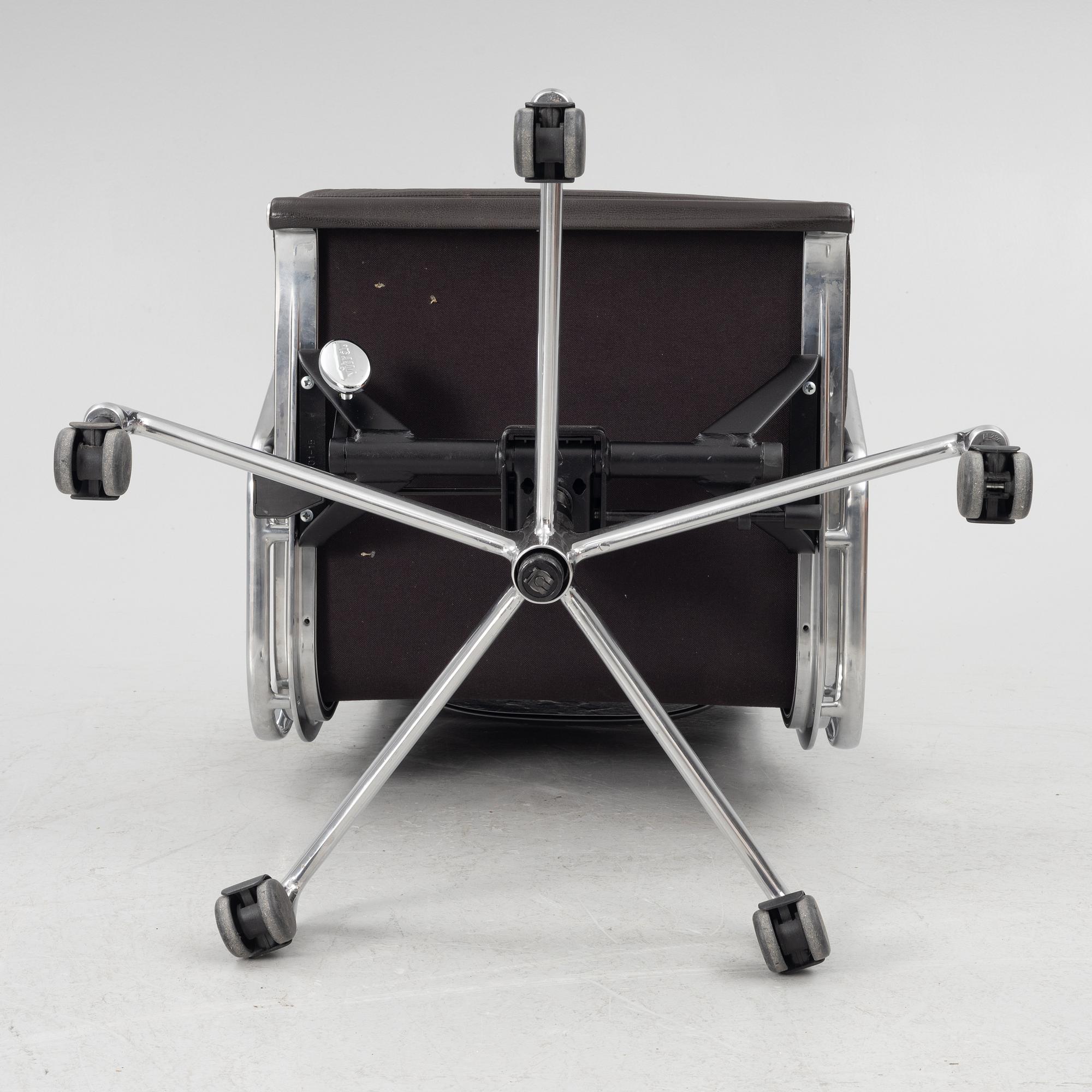 Charles & Ray Eames,.