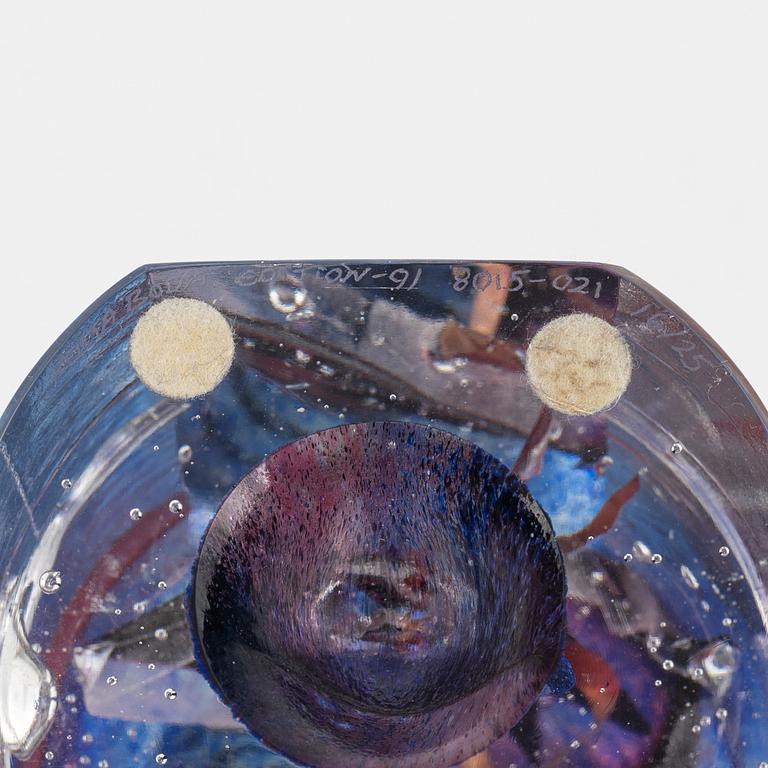 Bertil Vallien, a "Bäsk" glass sculpture, Kosta Boda 1991, signed and numbered.