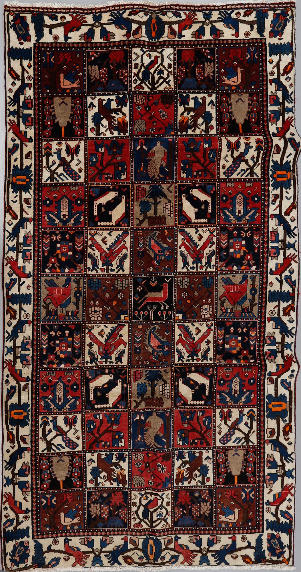 MATTA, Bachtiari, sent 1900-tal, ca 300x160 cm.