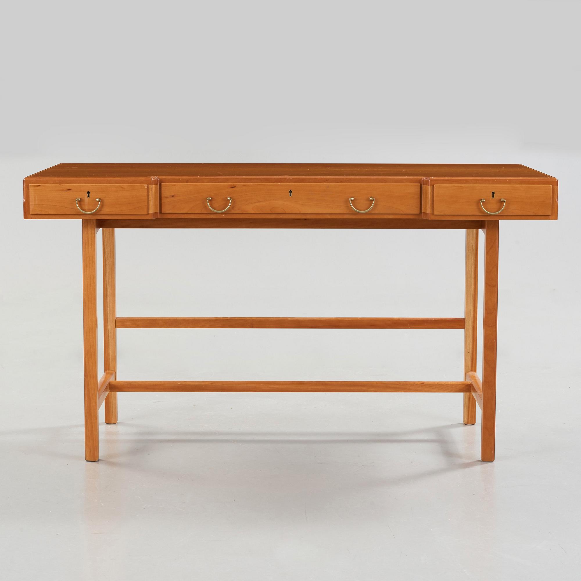Josef Frank, a mahogany desk, Svenskt Tenn, model 1022, post 1985.
