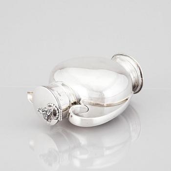 An English silver jug with lid, makers mark Hunt & Roskell Late Storr & Mortimer, London 1881.