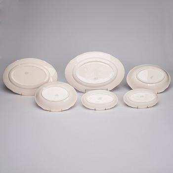 MATSERVIS, 65 delar, ferrafajans, "Maisema" (Landskap) Reinhard Richter, Arabia 1932-1949.