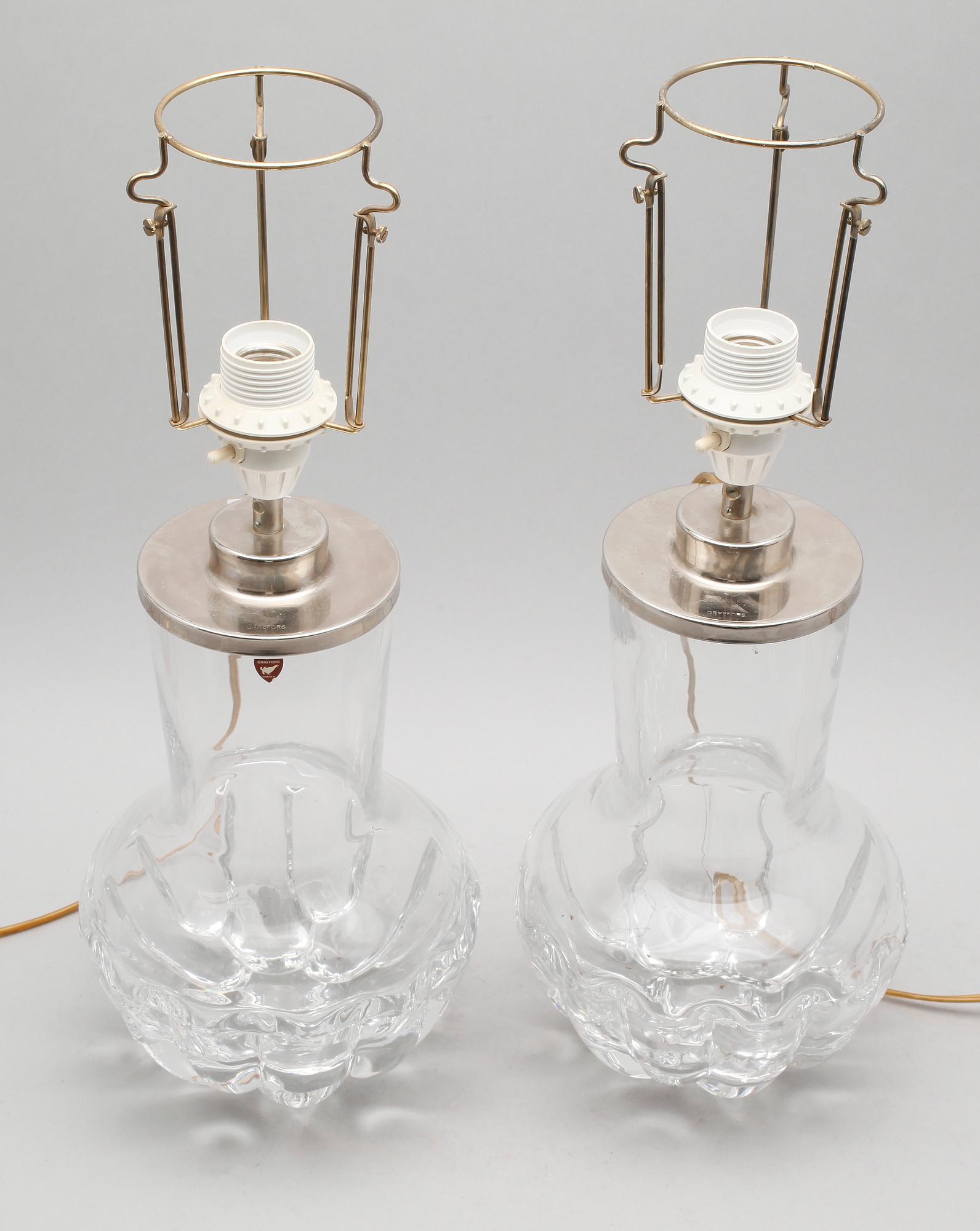 BORDSLAMPOR, 1 par, glas, Olle Alberius, Orrefors, 1900-talets andra hälft.