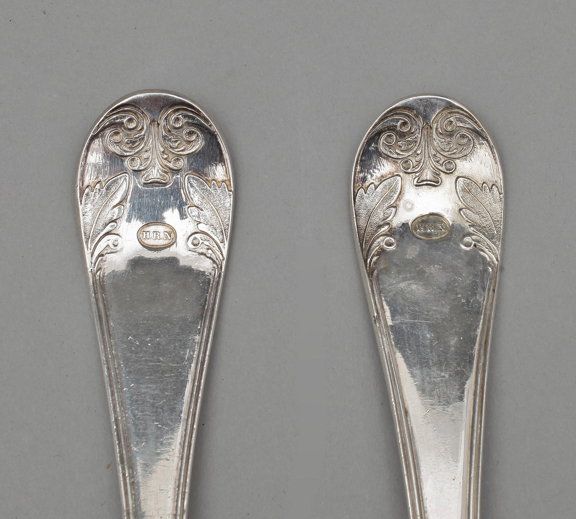 RAGUSKEDAR, 2 st, silver, bla E Nordin, Sundsvall, 1833 resp 1855. Totalvikt 269 g.
