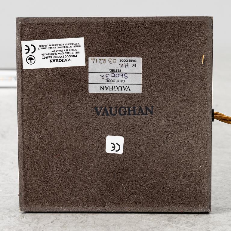 Golvlampa, "Atley", Vaughan Lightning, samtida.