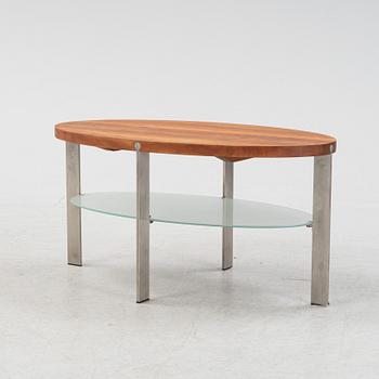 Aksel Kjersgaard, a cherry wood model '962' coffee table, Odder, Denmark.