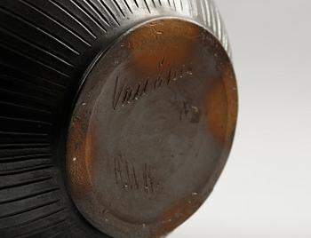 GOLVVAS, stengods, Arthur Andersson, Vallåkra, sign AWA.