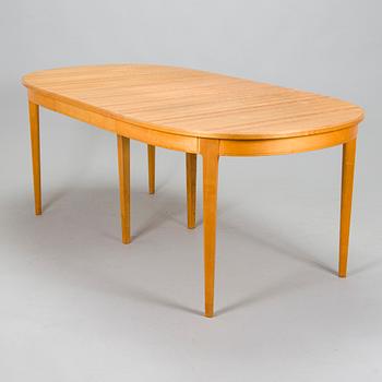 Carl Malmsten, matbord, "Herrgården", och stolar, 10 st, "Birgitta", Bodafors 1960-tal.