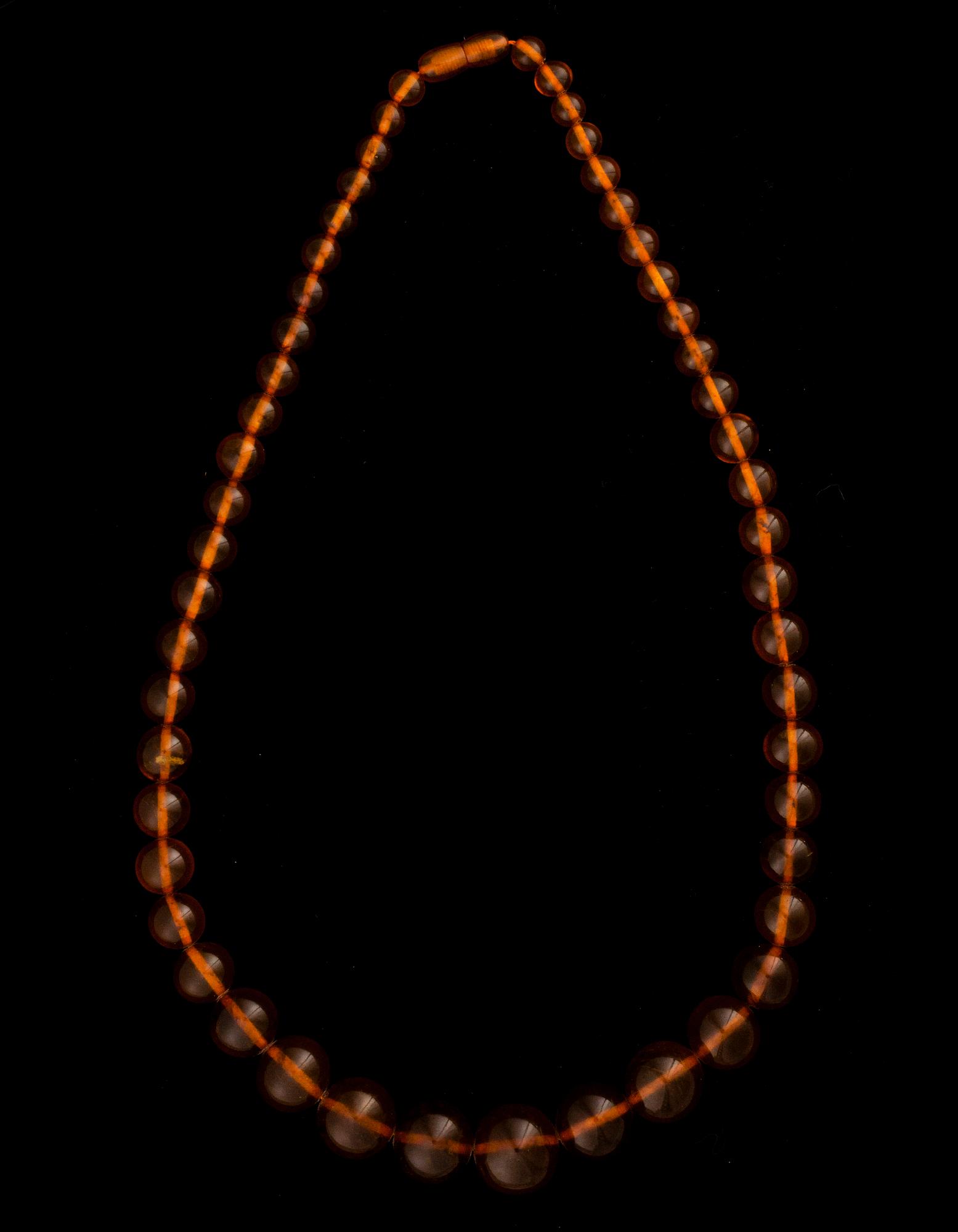 COLLIER, bärnsten.