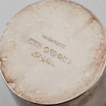 BÄGARE, silver, Råströms Silver- och Nysilverfabrik, Stockholm 1973. Vikt 245 g.