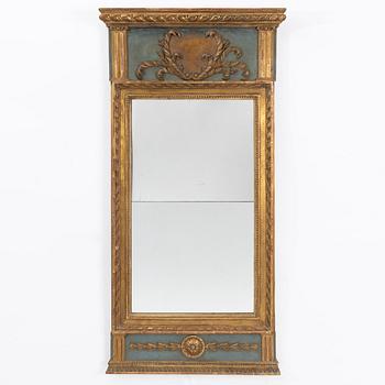 A late Gustavian giltwood mirror, circa 1800.