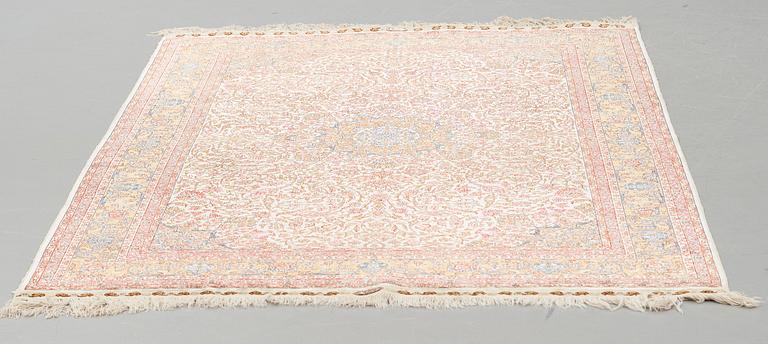 A carpet, an old silk Turkey, ca 237,5 x 146,5  cm (as well as 3,5-4 cm flat weave at the ends).