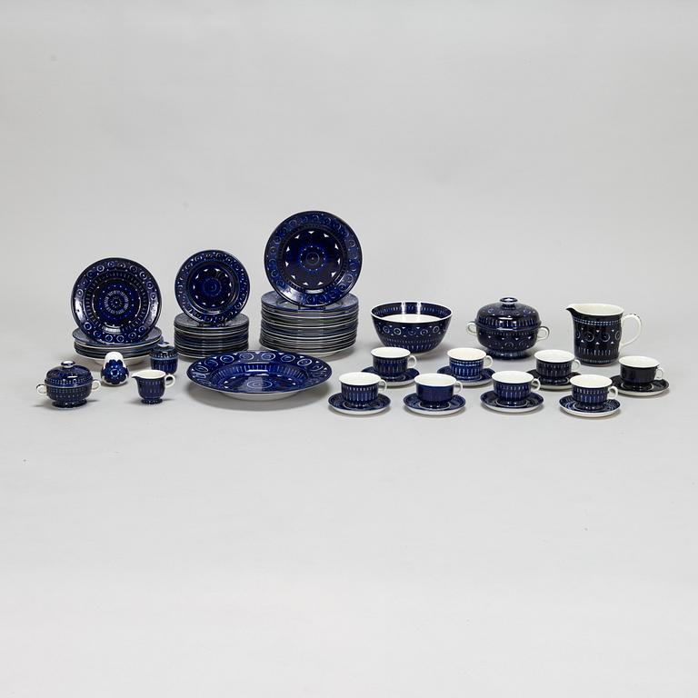 Ulla Procopé, a 48-piece 'Valencia' porcelain dinnerware set for Arabia.