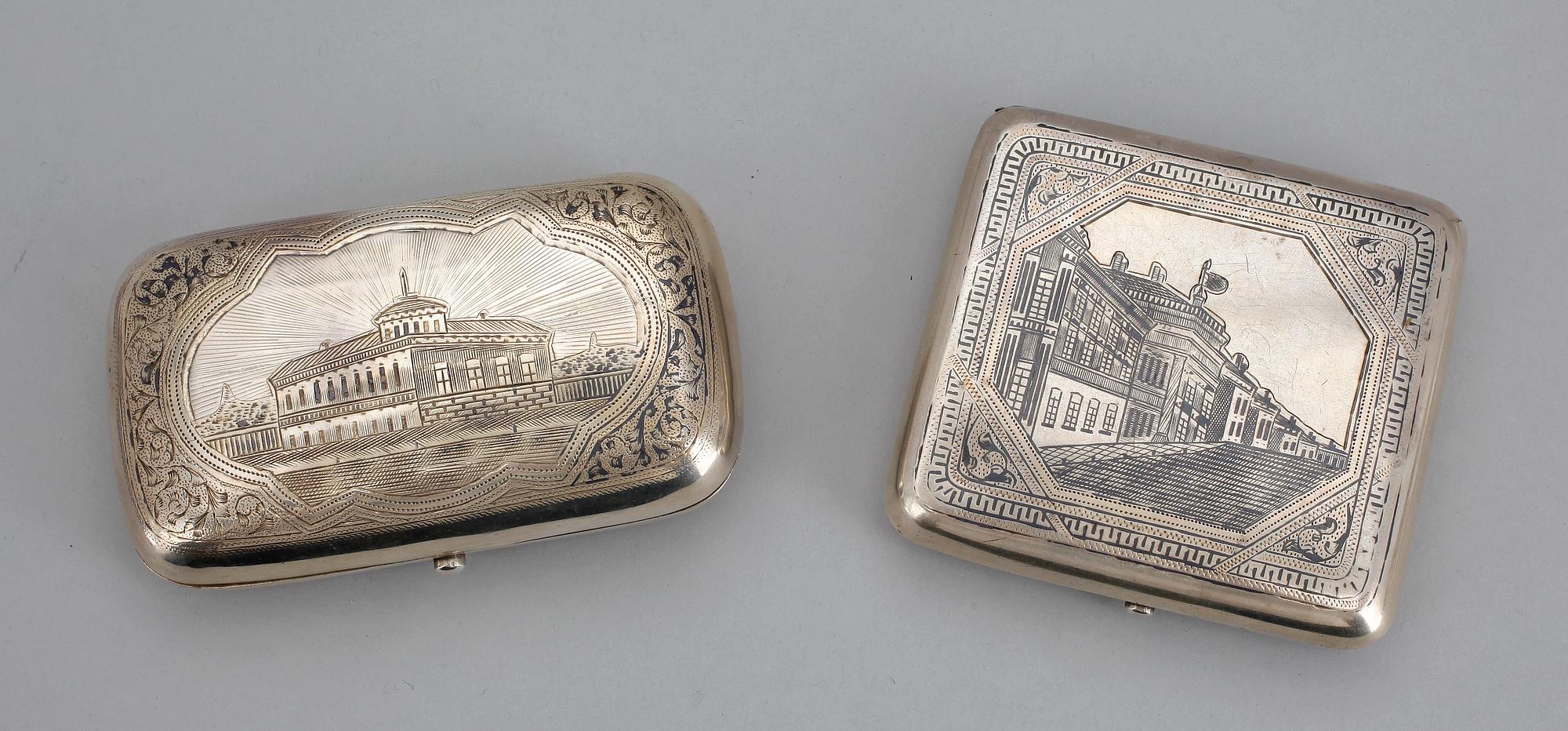 CIGARETTETUIER, 2 st, silver, Moskva 1885 resp 1893. Totalvikt ca 260 gram.