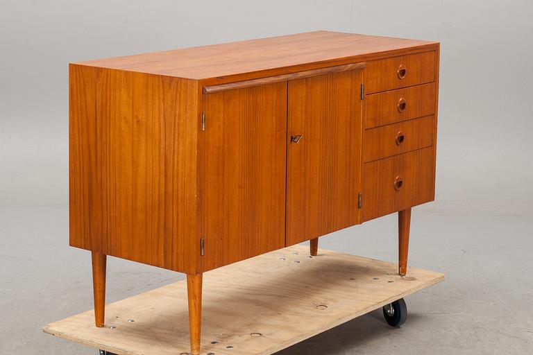 SIDEBOARD, 1950-tal.