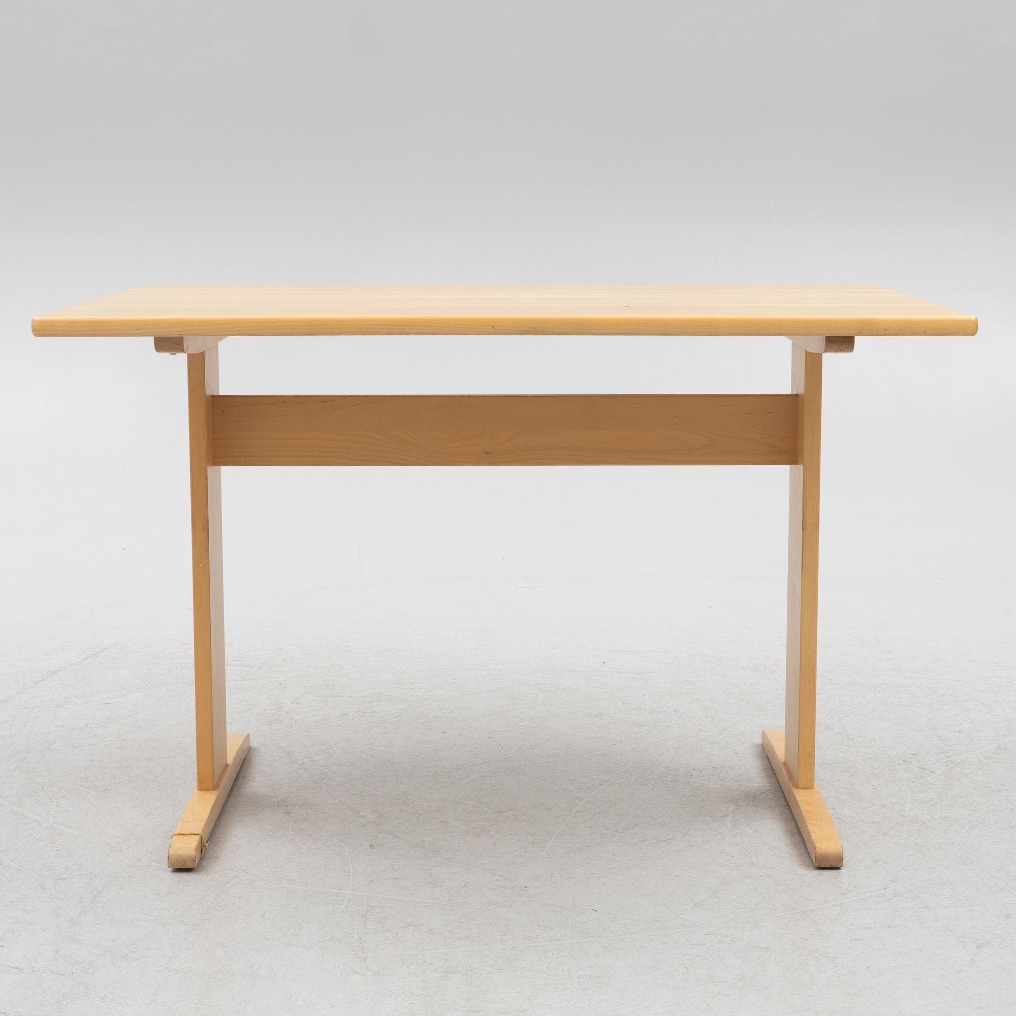 Yngve Ekström, matbord, "Björka", Stolab, 2007.