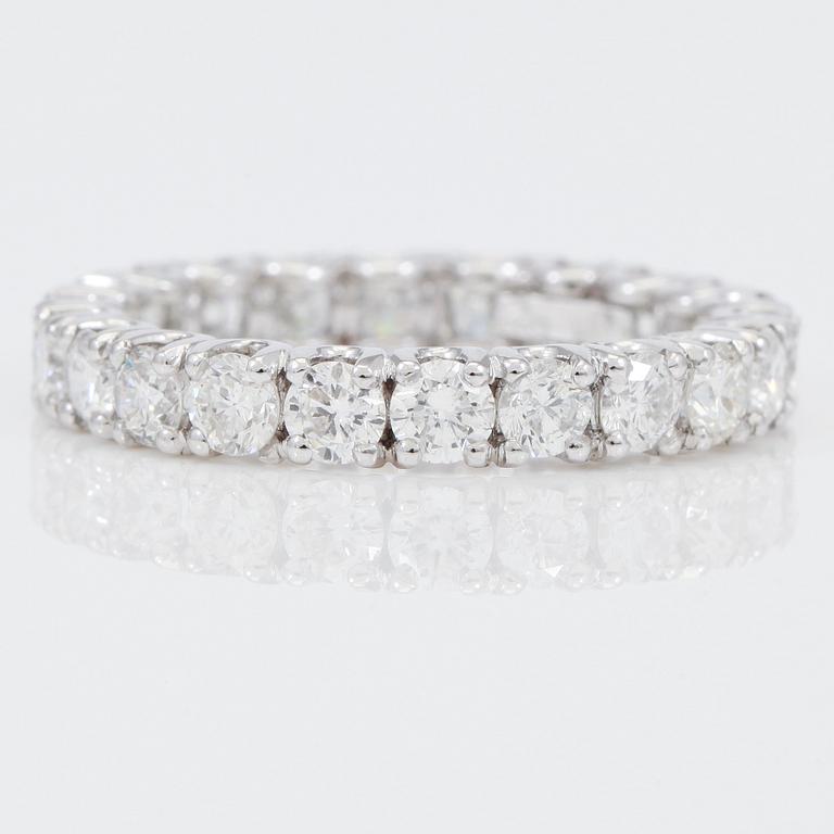 RING, briljantslipade diamanter totalt ca 2,30 ct.