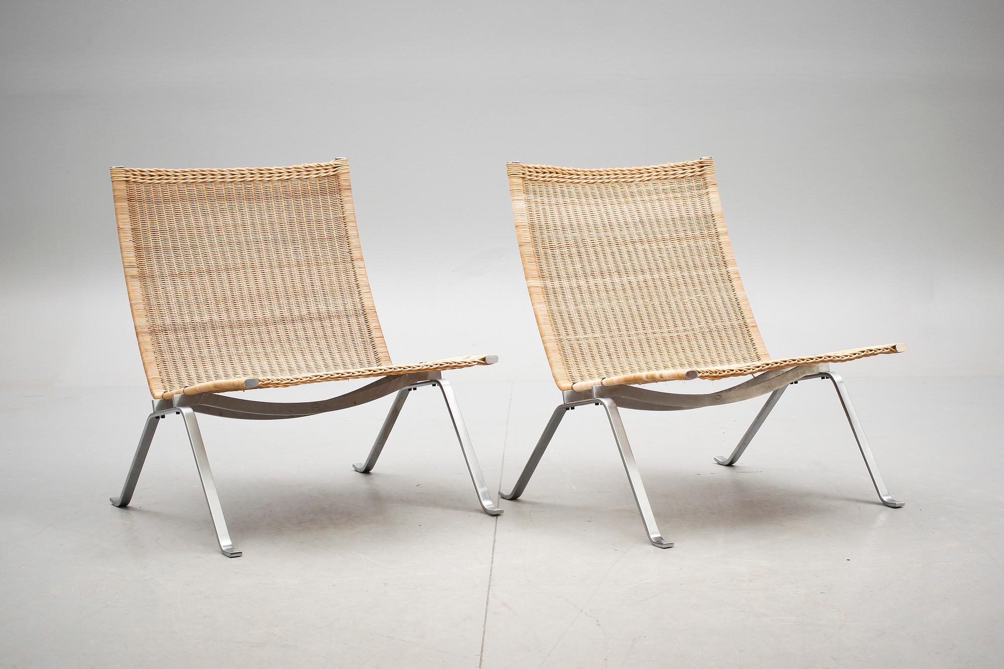 FÅTÖLJER, ett par, "PK-22", Poul Kjaerholm för Fritz Hansen, etikettmärkta 1986.