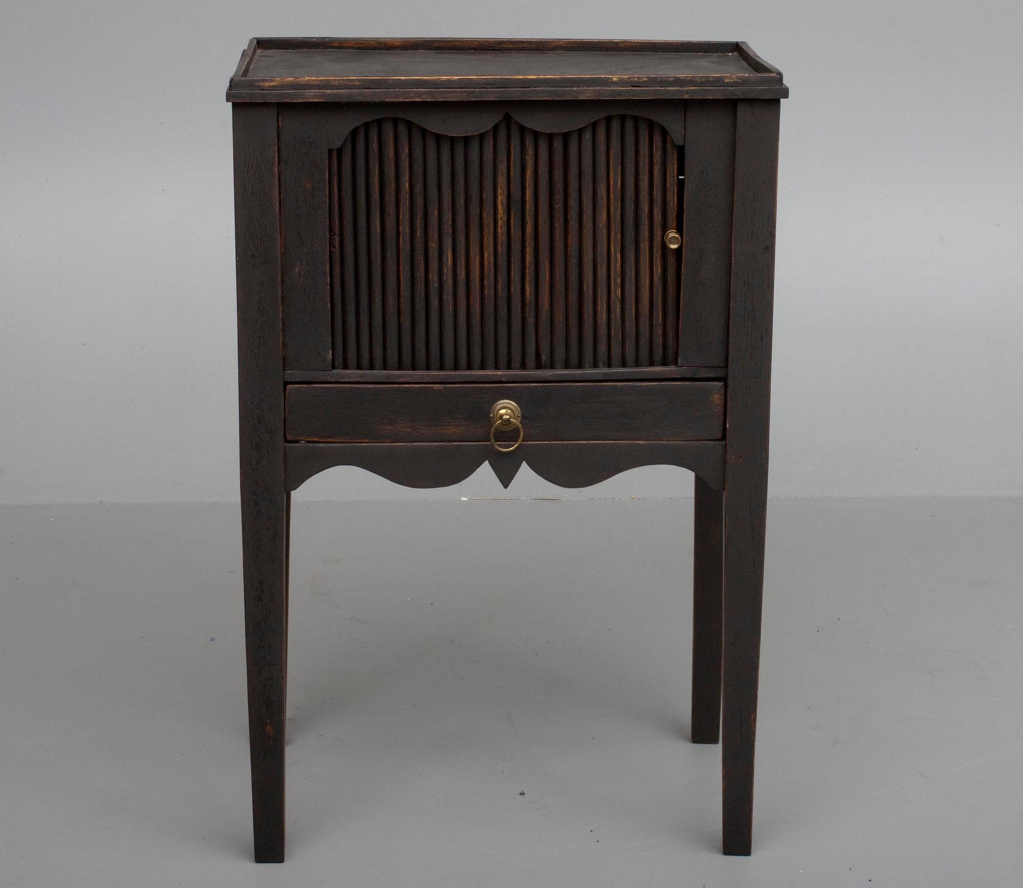 NATTDUKSBORD, 1800-tal.