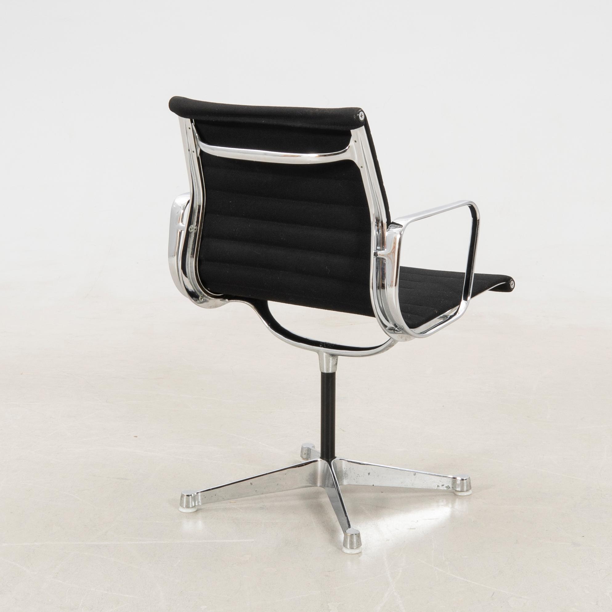 Charles & Ray Eames, kontorsstol "EA 107", Herman Miller 1900-talets andra hälft.