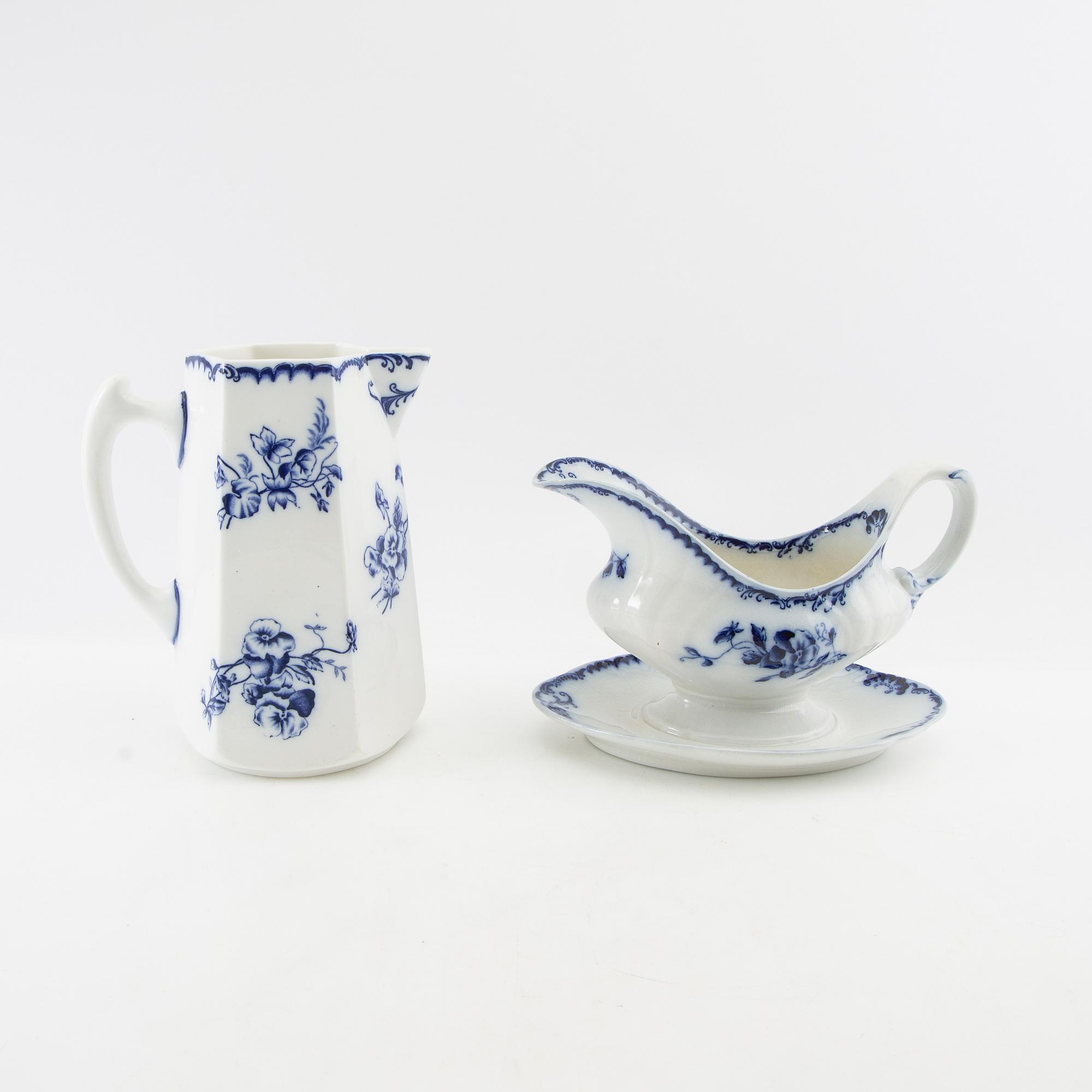 Service "Pensé" 44 pcs porcelain Rörstrand first half of the 20th century.