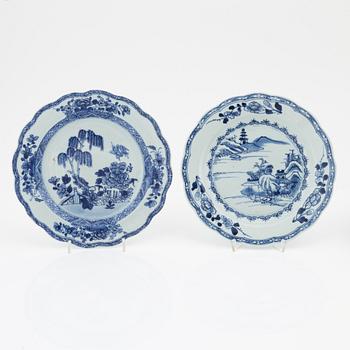 A set of six blue and white dishes, Qing dynasty, Qianlong (1736-95).