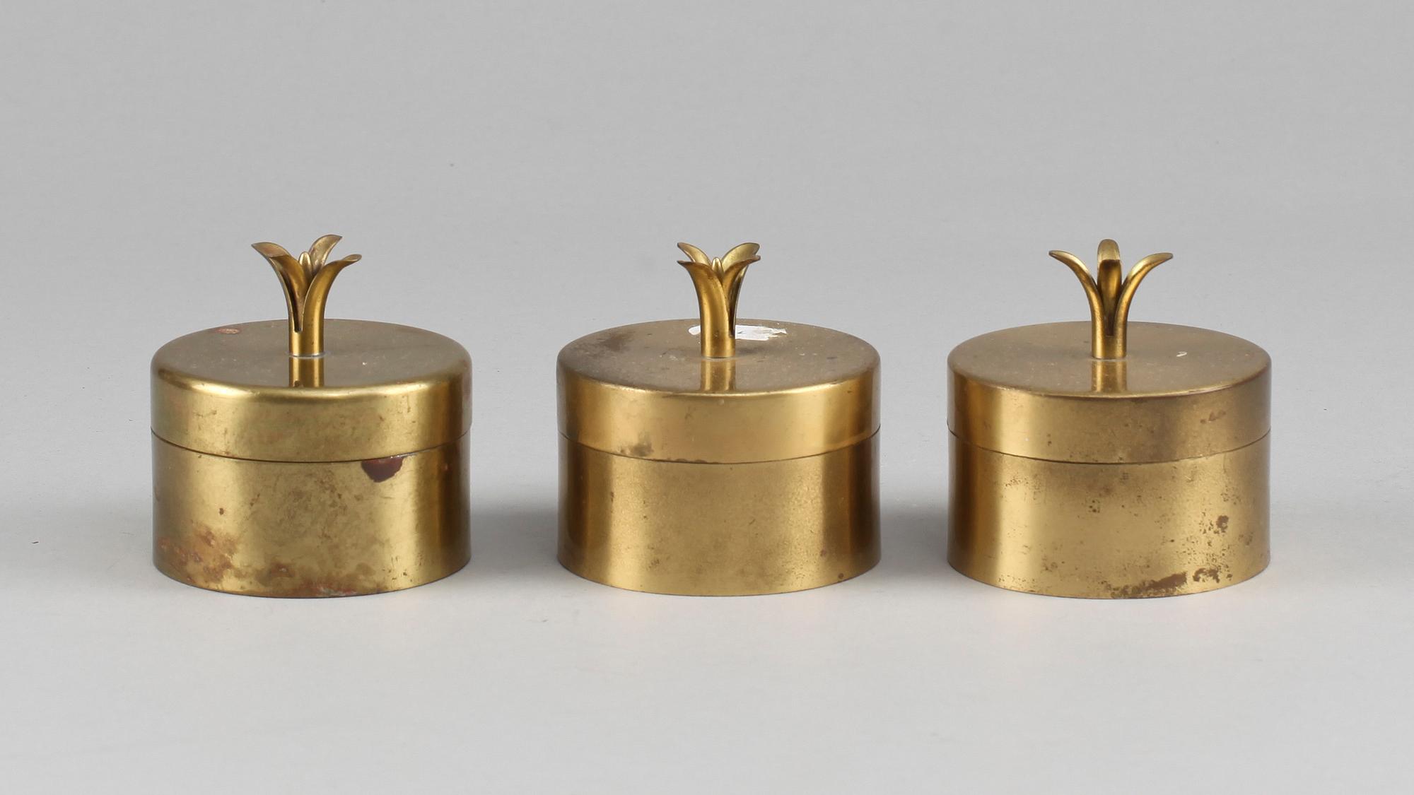 LOCKASKAR, 3 st, mässing Ivar Ålenius Björk, Ystad Metall, 1900-tal.