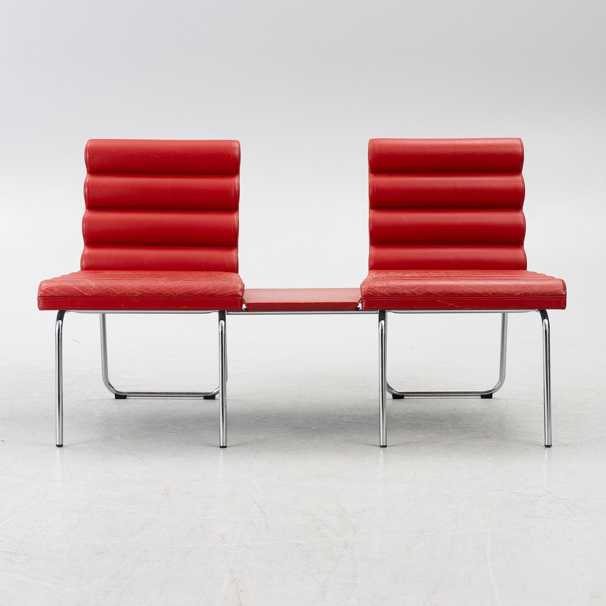 Gunilla Allard, stolar/soffa med bordsdel, "Chicago", Lammhults.