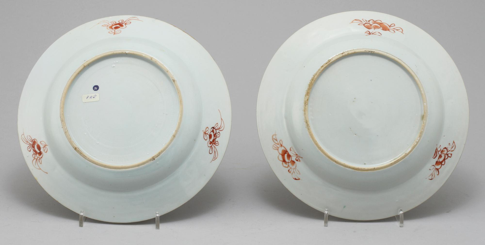 TALLRIKAR, ett par, porslin, Kina, 1700-tal.