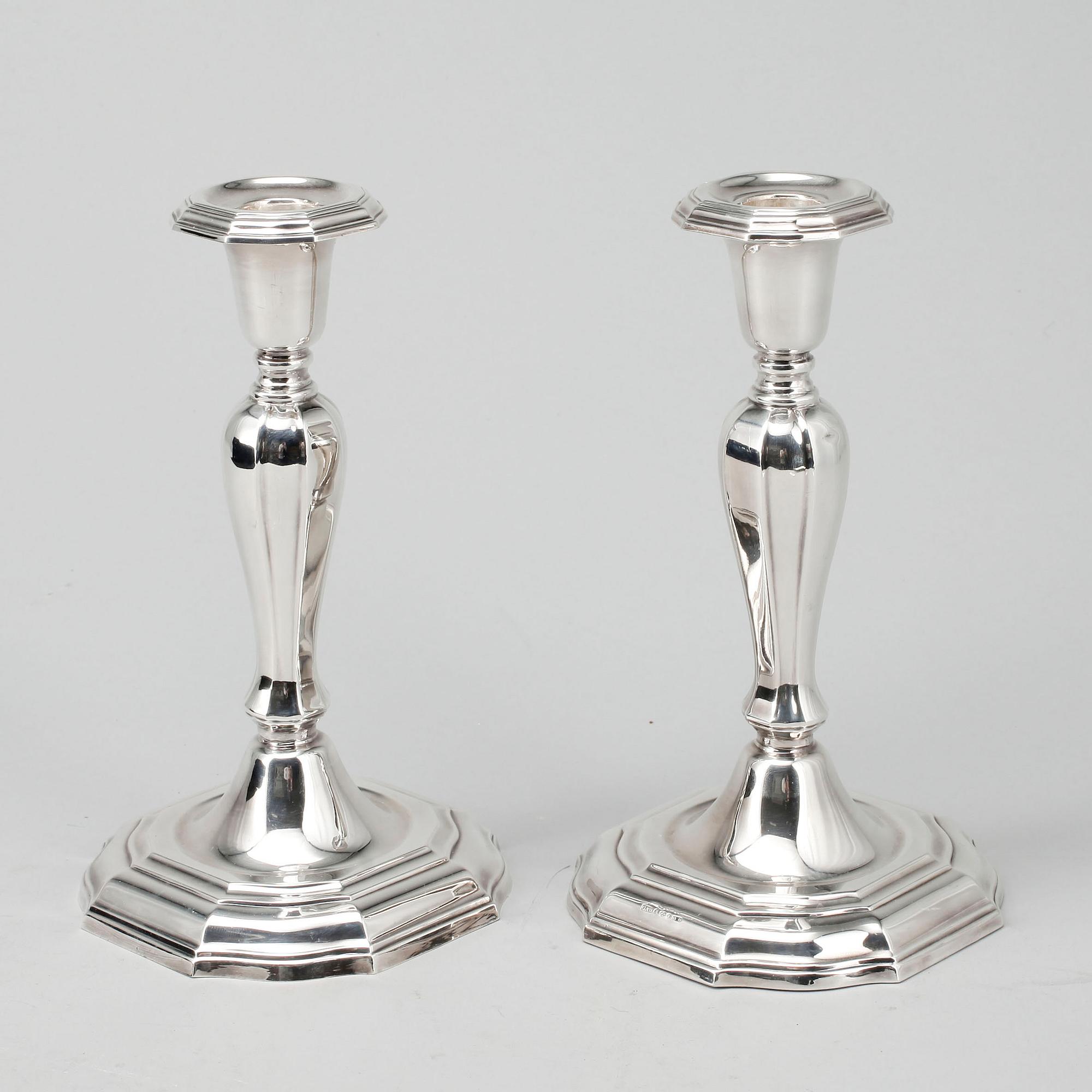 LJUSSTAKAR, ett par, silver, barockstil, GAB Stockholm 1964.