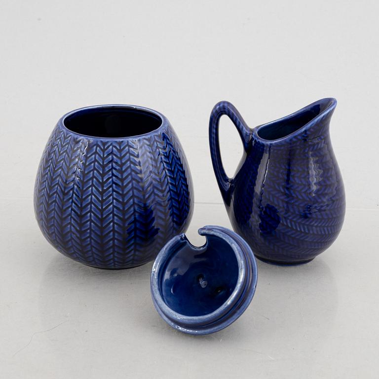 Hertha Bengtson, 27 'Blå Eld' service pieces, Rörstrand.