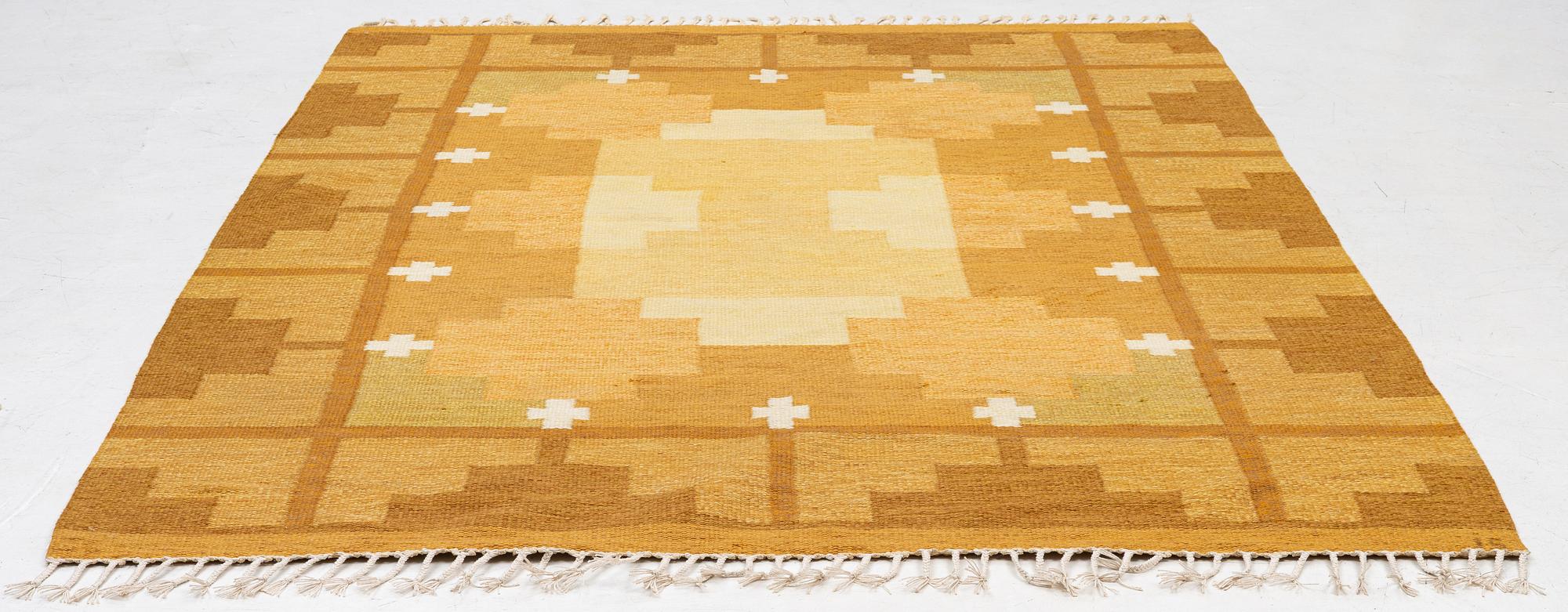 Ingegerd Silow, rug, flat weave, signed IS, approx. 280 x 190 cm.