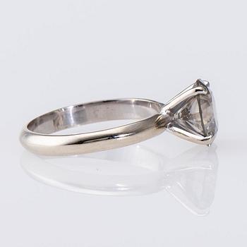 RING, 14K vitguld, briljantslipad diamant ca. 2,75 ct. Vikt 3,5 g.