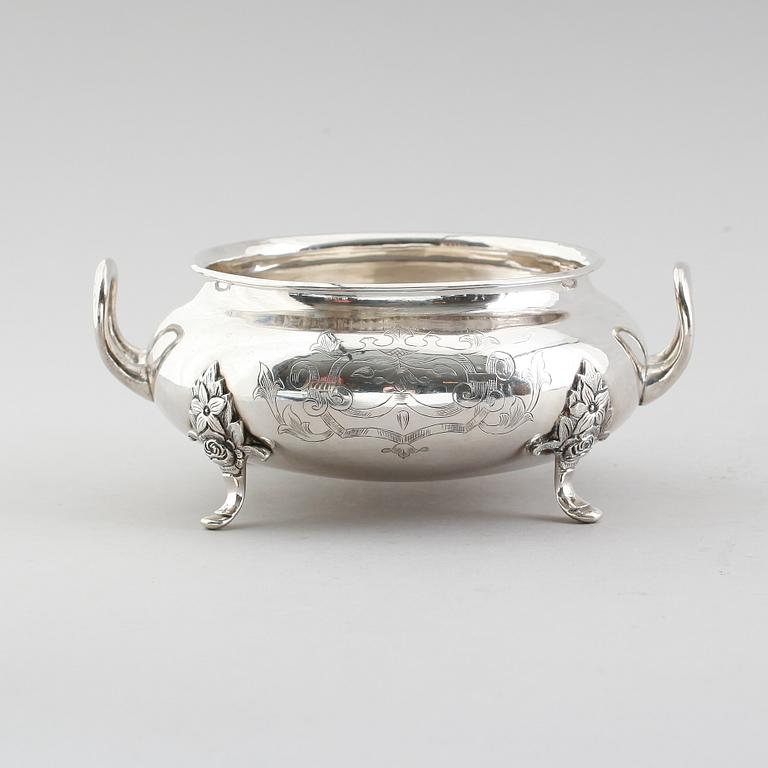 SKÅL, silver, Michelsen, Danmark. Vikt ca 341 g.