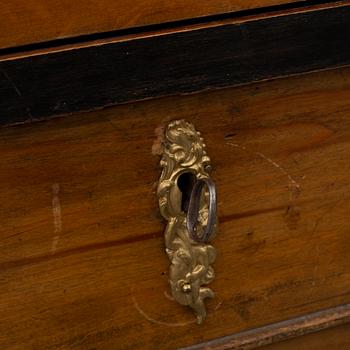 CUPBOARD, first half of the 19th century.