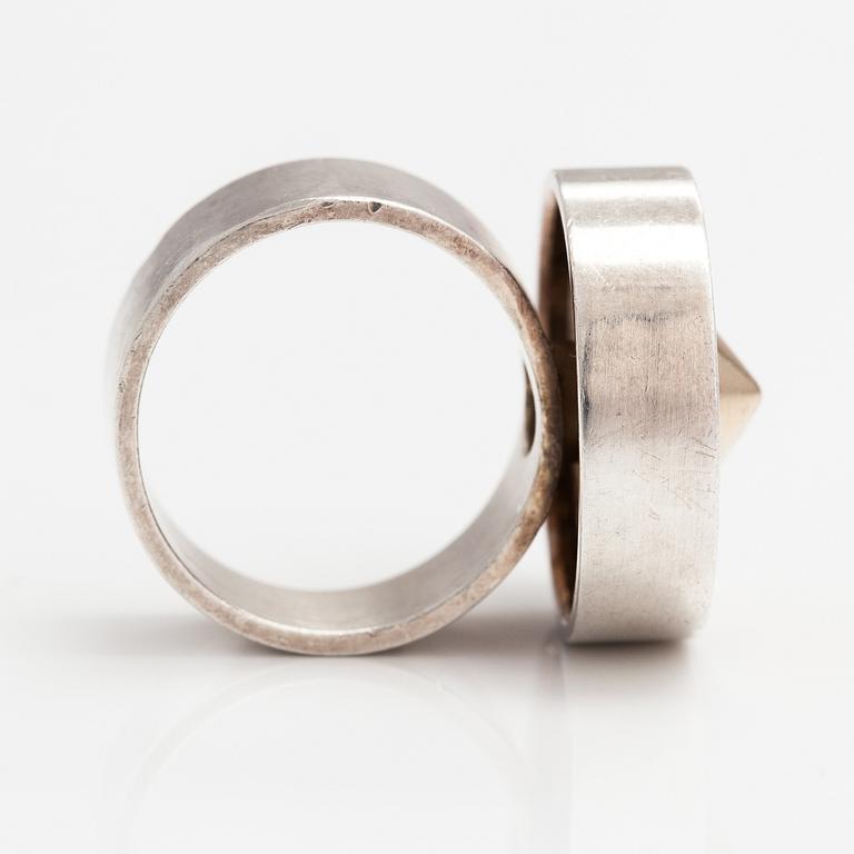 Elis Kauppi, A silver and gilded silver ring. Kupittaan kulta, Turku 1965.