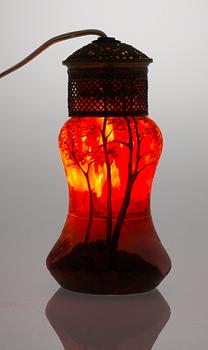 A Legras & Cie art nouveau glass table lamp, France.