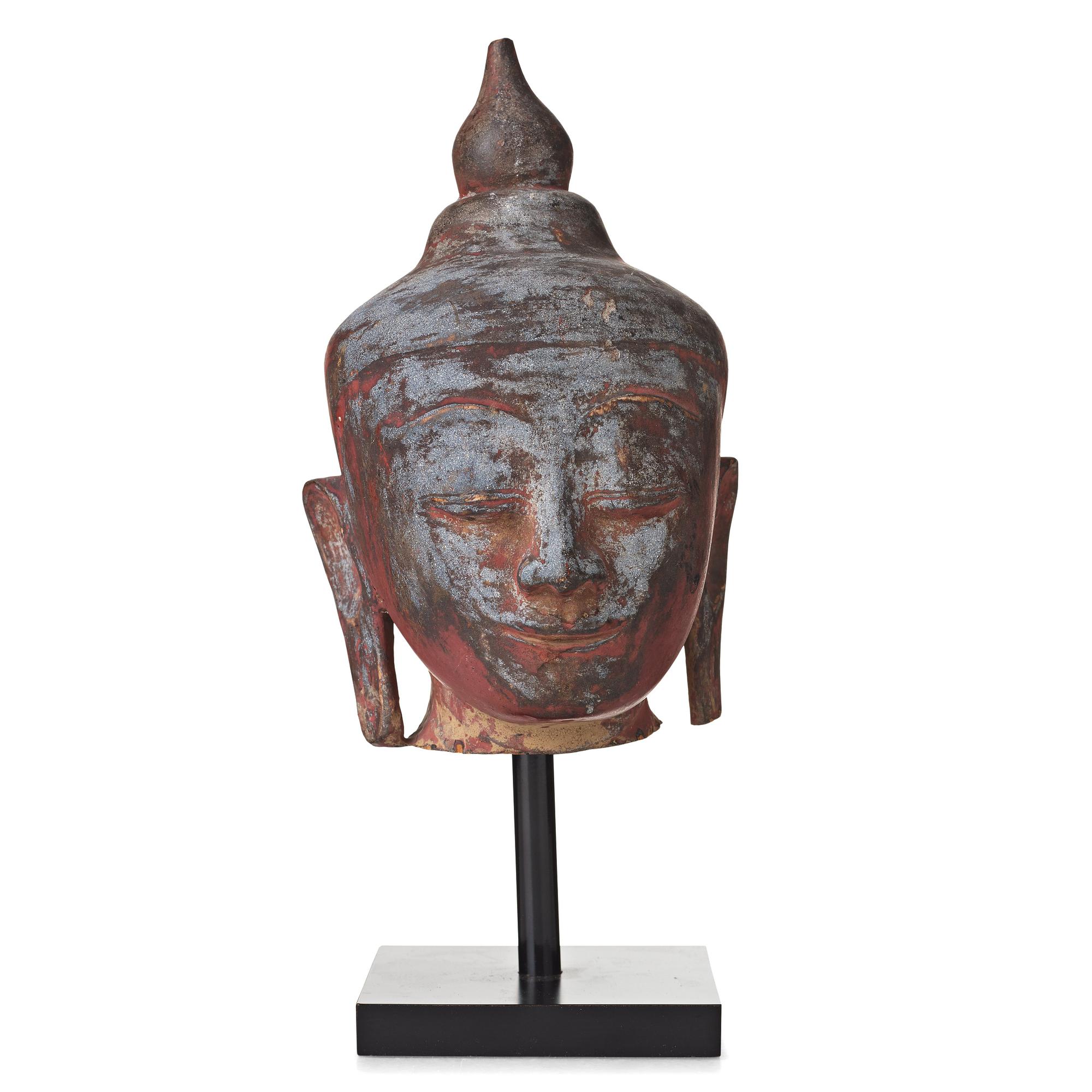 BUDDHAHUVUD, trä. Thailand/Burma, 1900-tal.