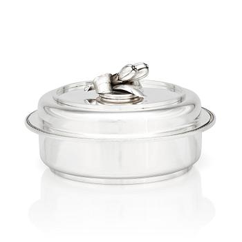 225. Atelier Borgila, a sterling silver lidded dish, Stockholm 1974.