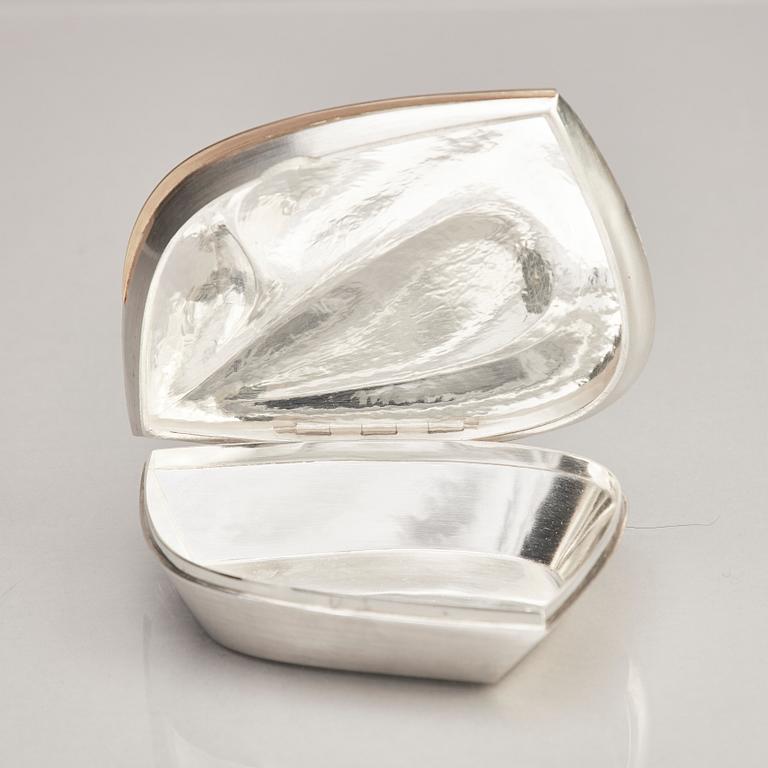Rolf Lindståhl, a sterling silver and attached 18K gold box with lid, Stockholm 1986.