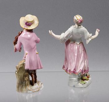 FIGURINER, 2 st, porslin. Bla Meissen.