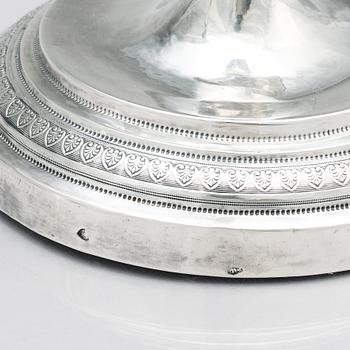 Ett par italienska ljusstakar, silver, Rom (1815-1870), möjligen Domenico Masotti (1815-1858).