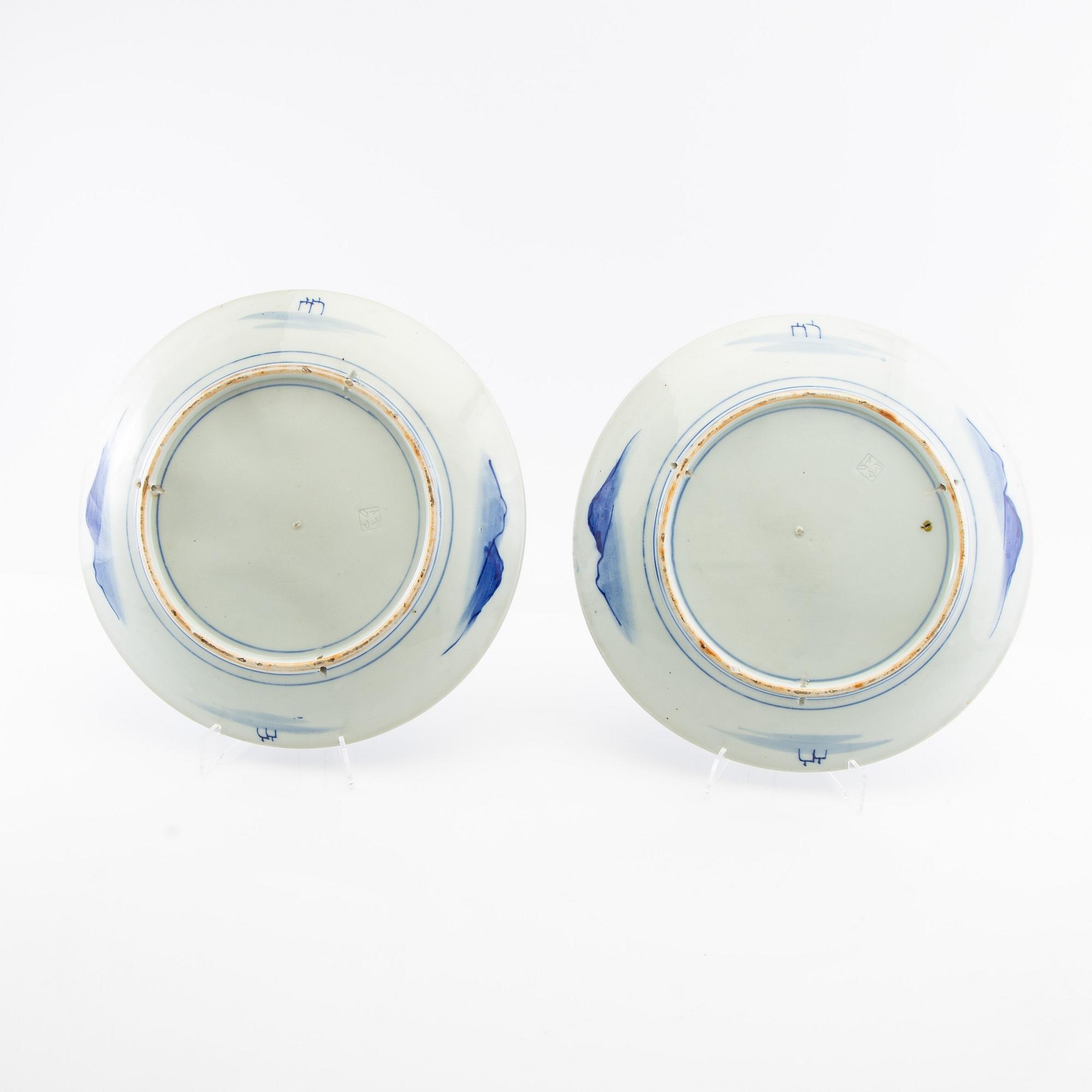 Plates a pair Japan early 20th century porcelain.
