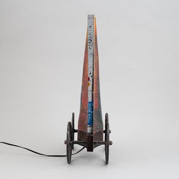 A unique glass sculpture by kjell Engman, Kosta Boda.