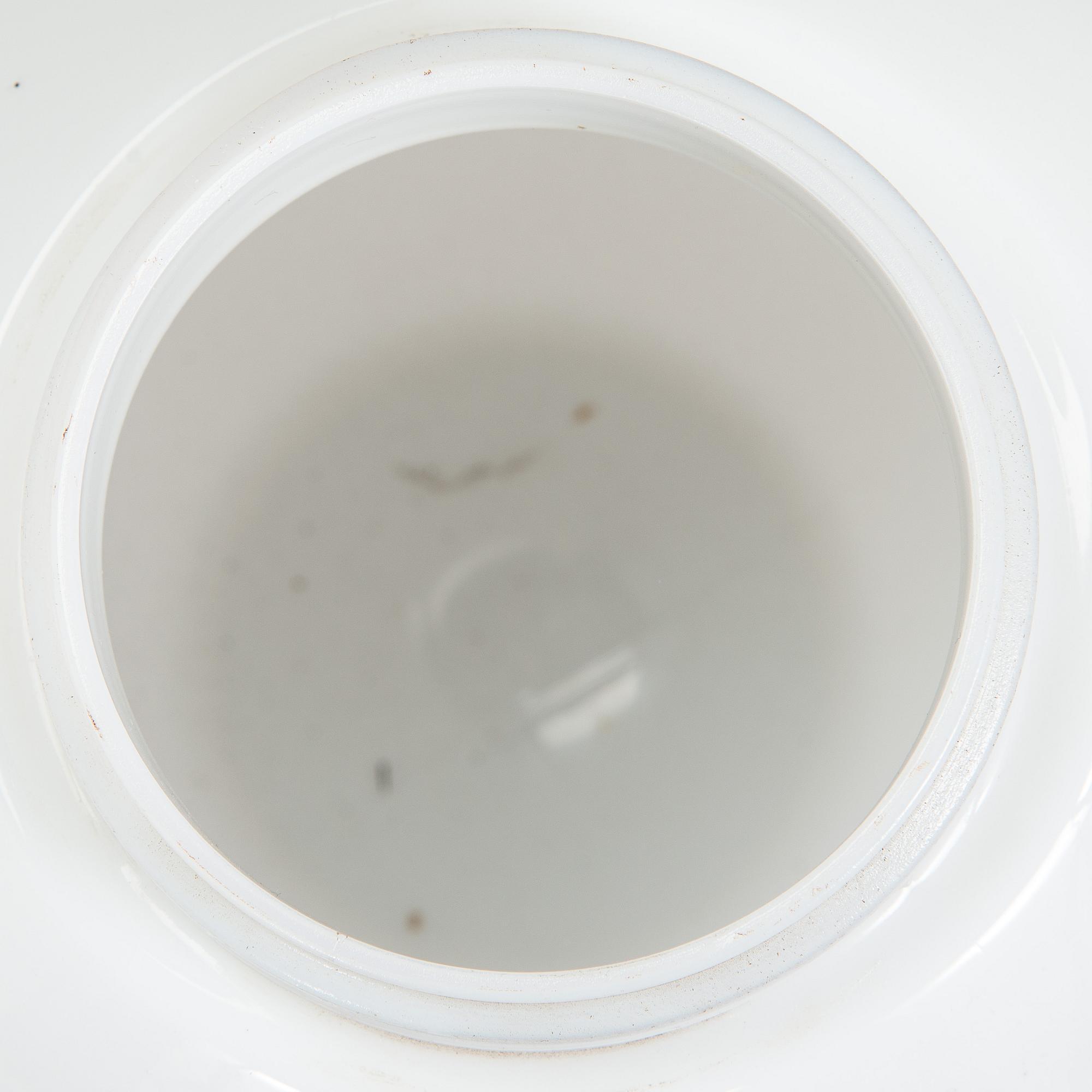 Paavo Tynell, seinä- / ulkovalaisinpari, malli 7308, Taito / Idman, 1930-luku.