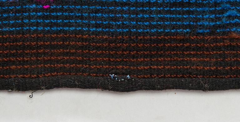 Maria Schwartsberg, ryijy,malli Suomen Käsityön Ystävät. Suunniteltu 1910. Noin 180 x 119 cm.