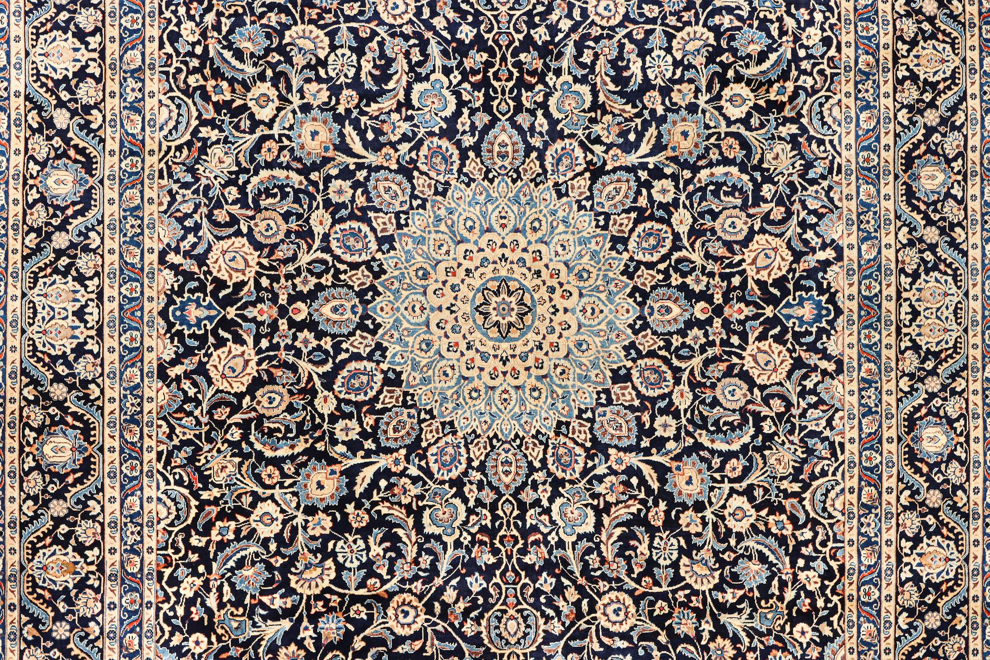 A Keshan carpet, c. 392 x 290 cm.