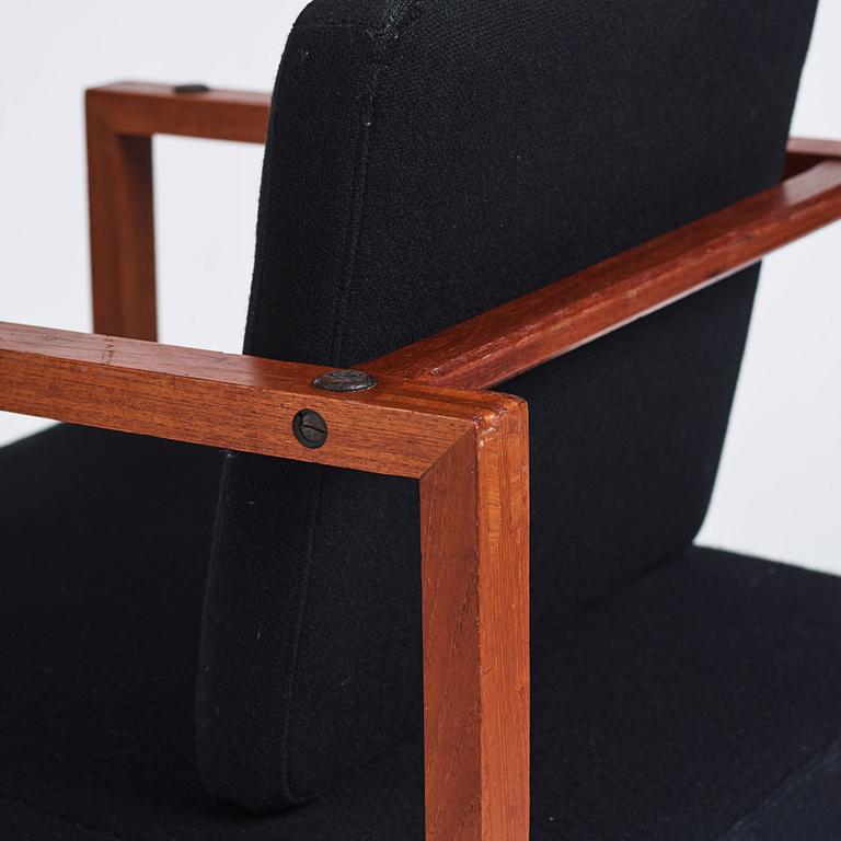 Ole Gjerløv Knudsen & Erik Korshagen, a pair of easy chairs for Søren Nielsen & Co, Denmark 1950s-60s.