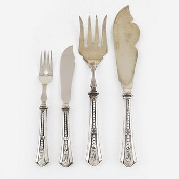 Fiskbestick i schatull, 26 delar, silver, WT Binder, Bremen, Tyskland omkring år 1900.