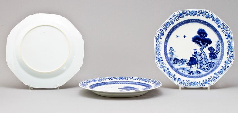 SERVISDELAR, 12 st, porslin, Kina, 1800-tal.